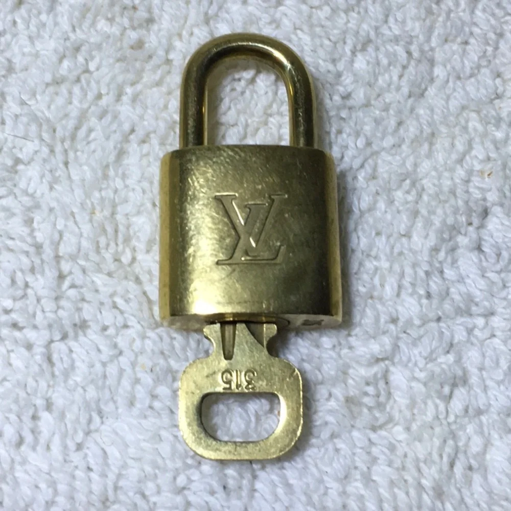 Louis Vuitton Brass '315' Padlock in Goldtone with Goldtone Key